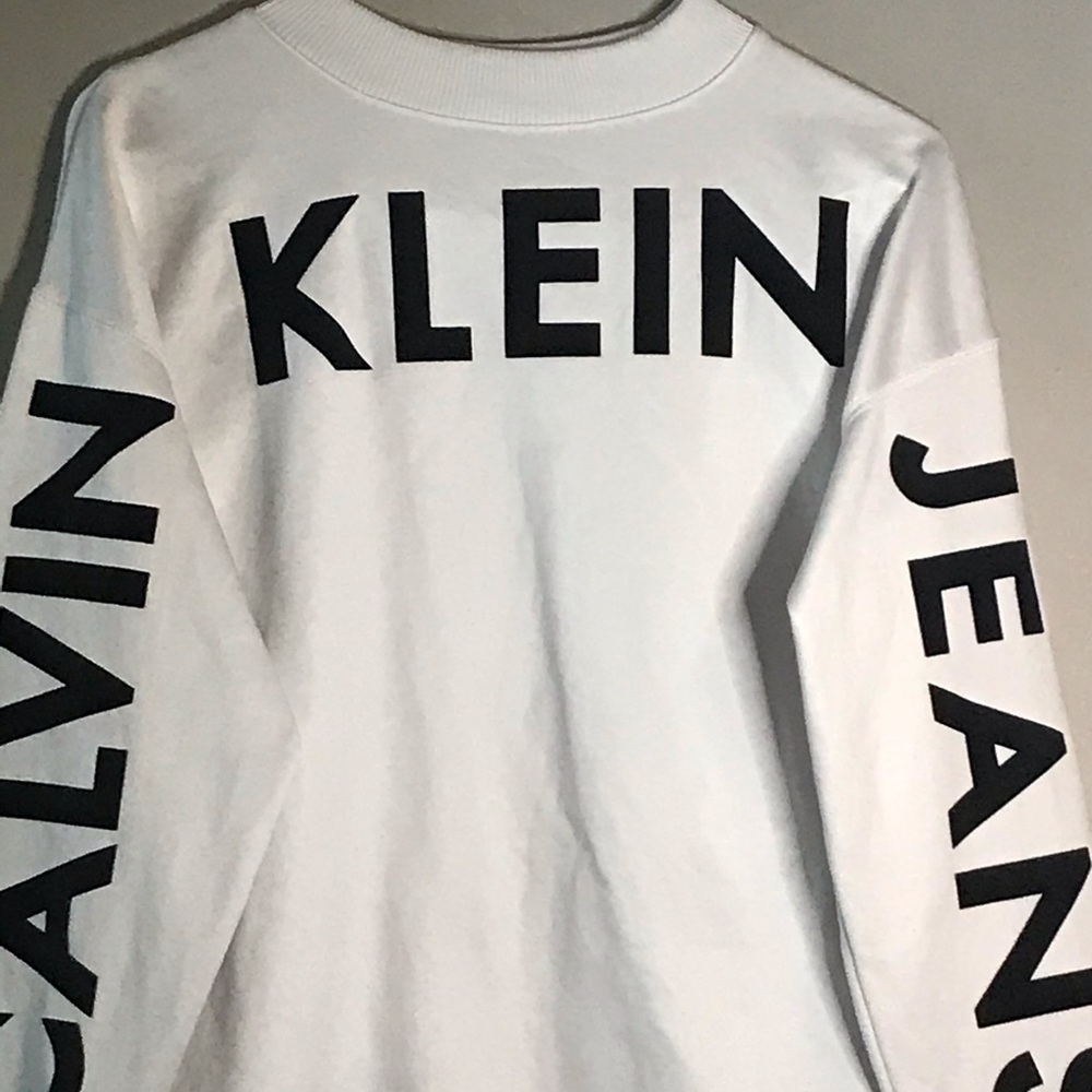Calvin Klein Sweater